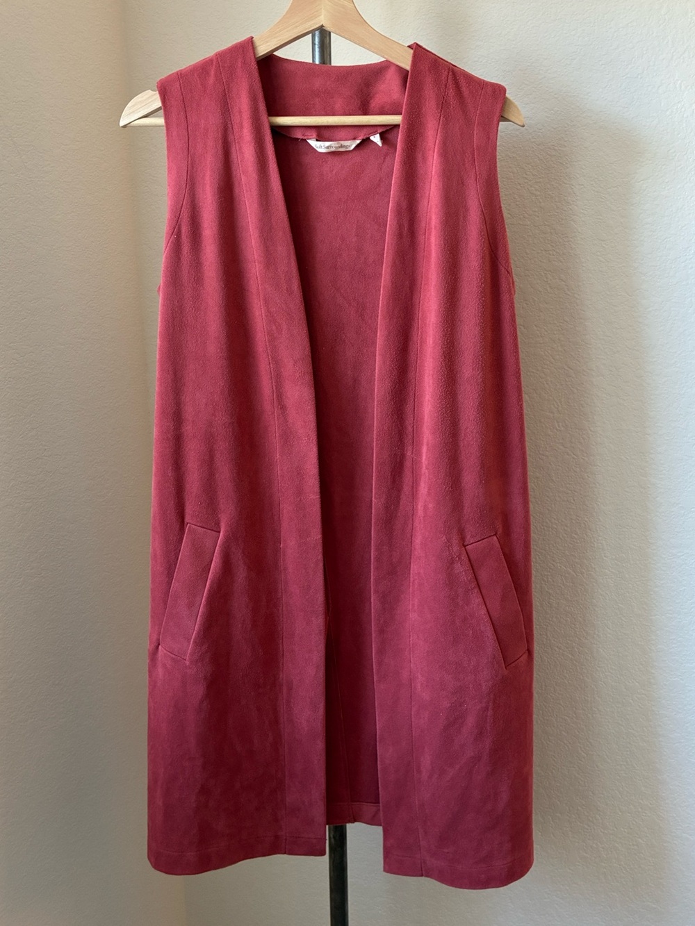 Soft Surroundings Faux Suede Collarless Long Coral Pink Vest sz S
